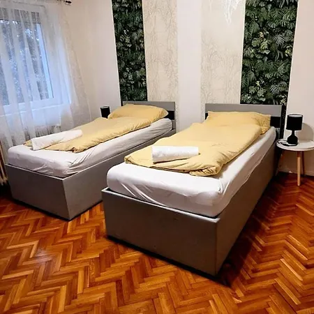 Levu Lak * Kapuvár