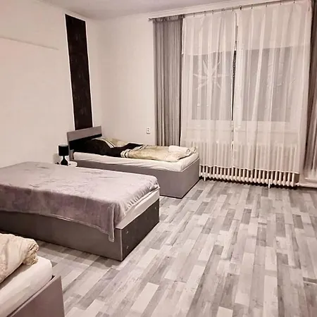 Levu Lak Kapuvár