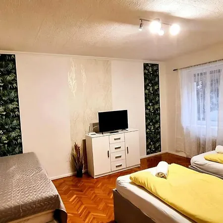 Levu Lak Apartament *